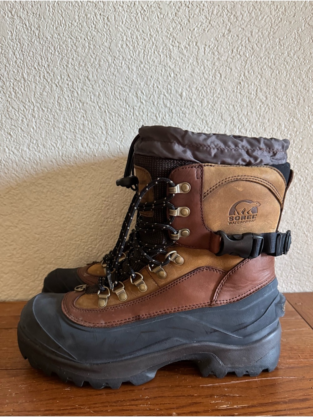 Sorel Men’s 10.5 Conquest Boots Brown Leather NM1049-287 Waterproof Hiking Snow